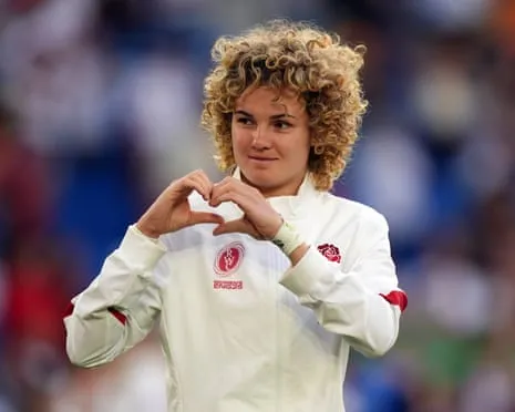 England's Ellie Kildunne and Botterman Fit to Face France in Last Four Clash